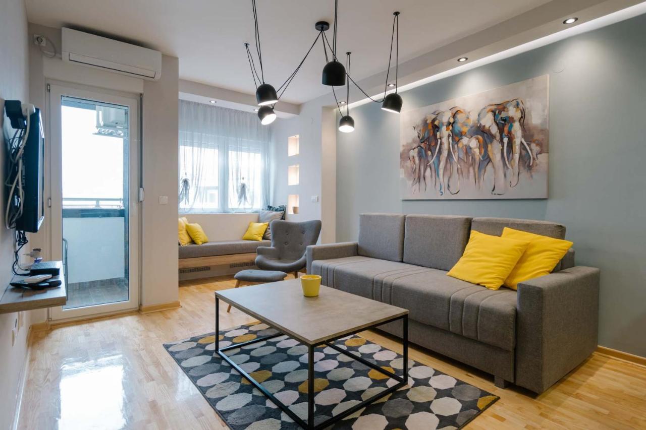 Nar Royalton Accommodation Ni المظهر الخارجي الصورة